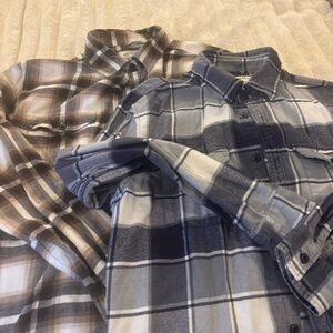 American Eagle Outfitters Men's Casual Plaid Shirts - Navy and Brown 2 shirts